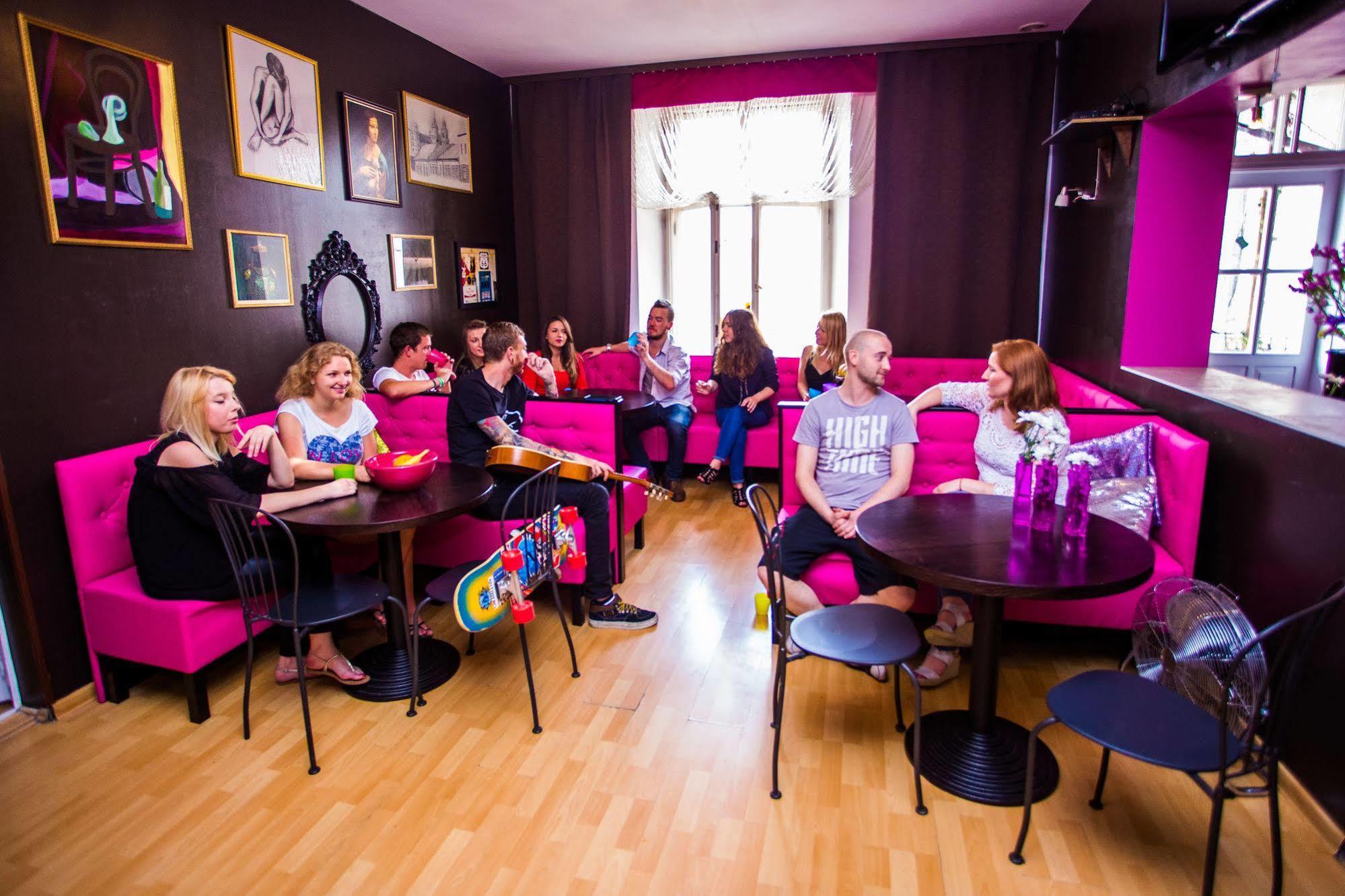 Pink Panther'S Hostel Kraków Exteriör bild